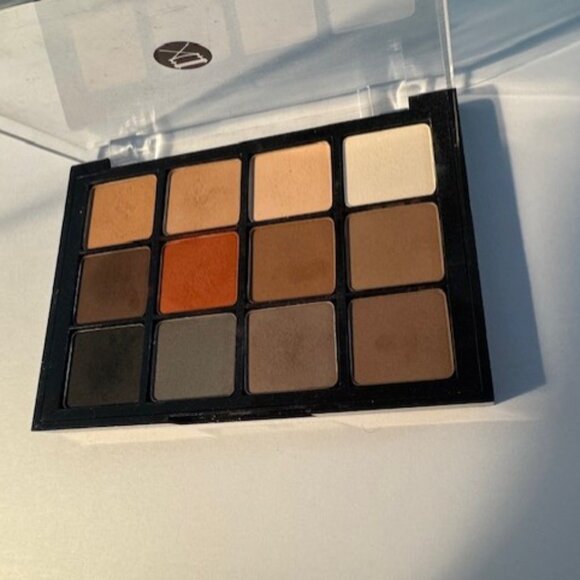 Viseart Professional Eyeshadow Palette - 01 Neutral Matte